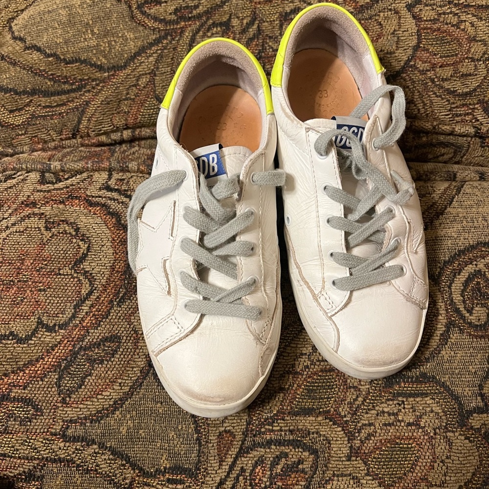 Authentic golden goose white size 33 great condition